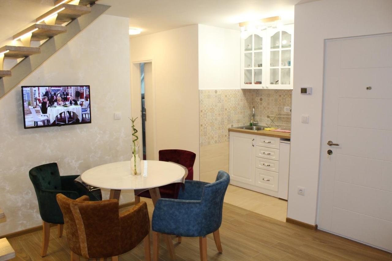 Kucica U Sumi Apartment *