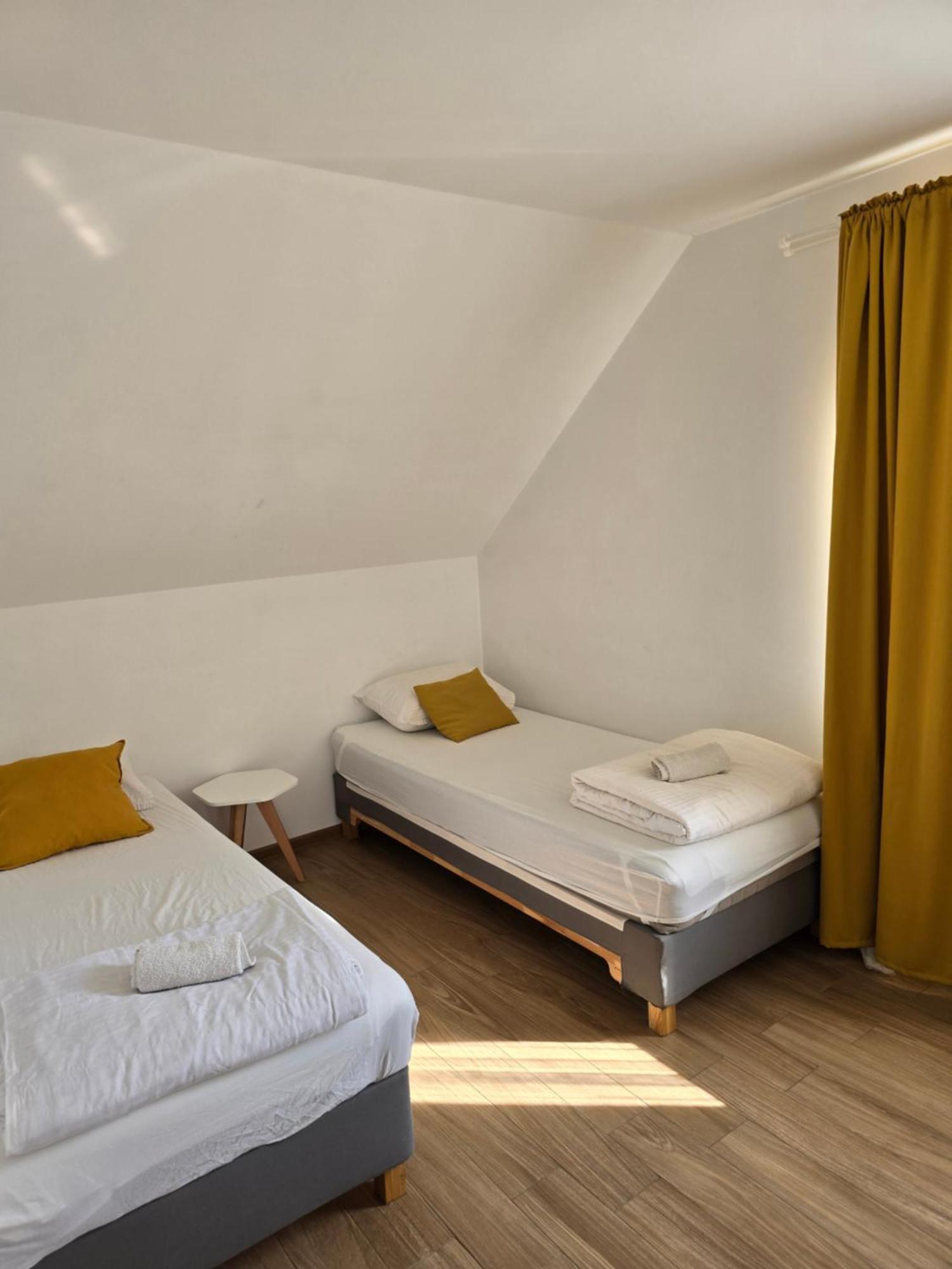 Apartment Kucica U Sumi *
